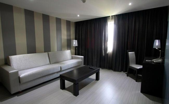 Hotel Adelma Hoznayo Rum bild